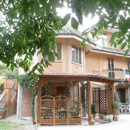 Al Parco Bed & Breakfast Curtatone Bagian luar foto
