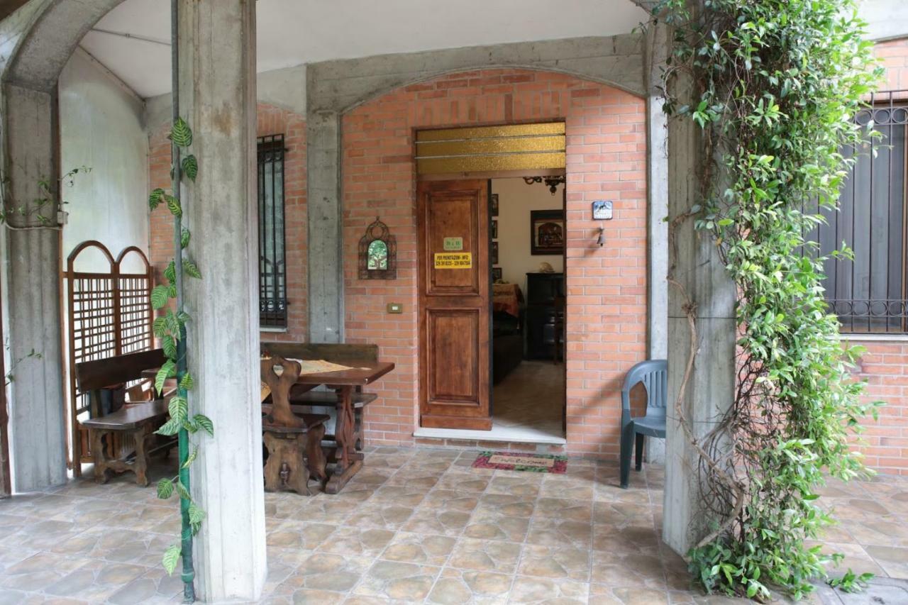 Al Parco Bed & Breakfast Curtatone Bagian luar foto