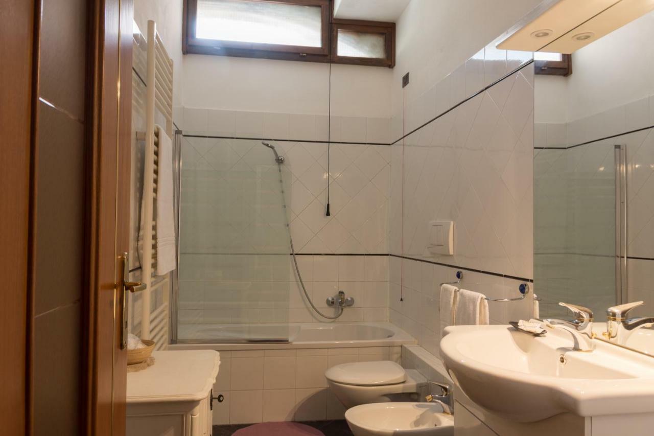 Al Parco Bed & Breakfast Curtatone Bagian luar foto