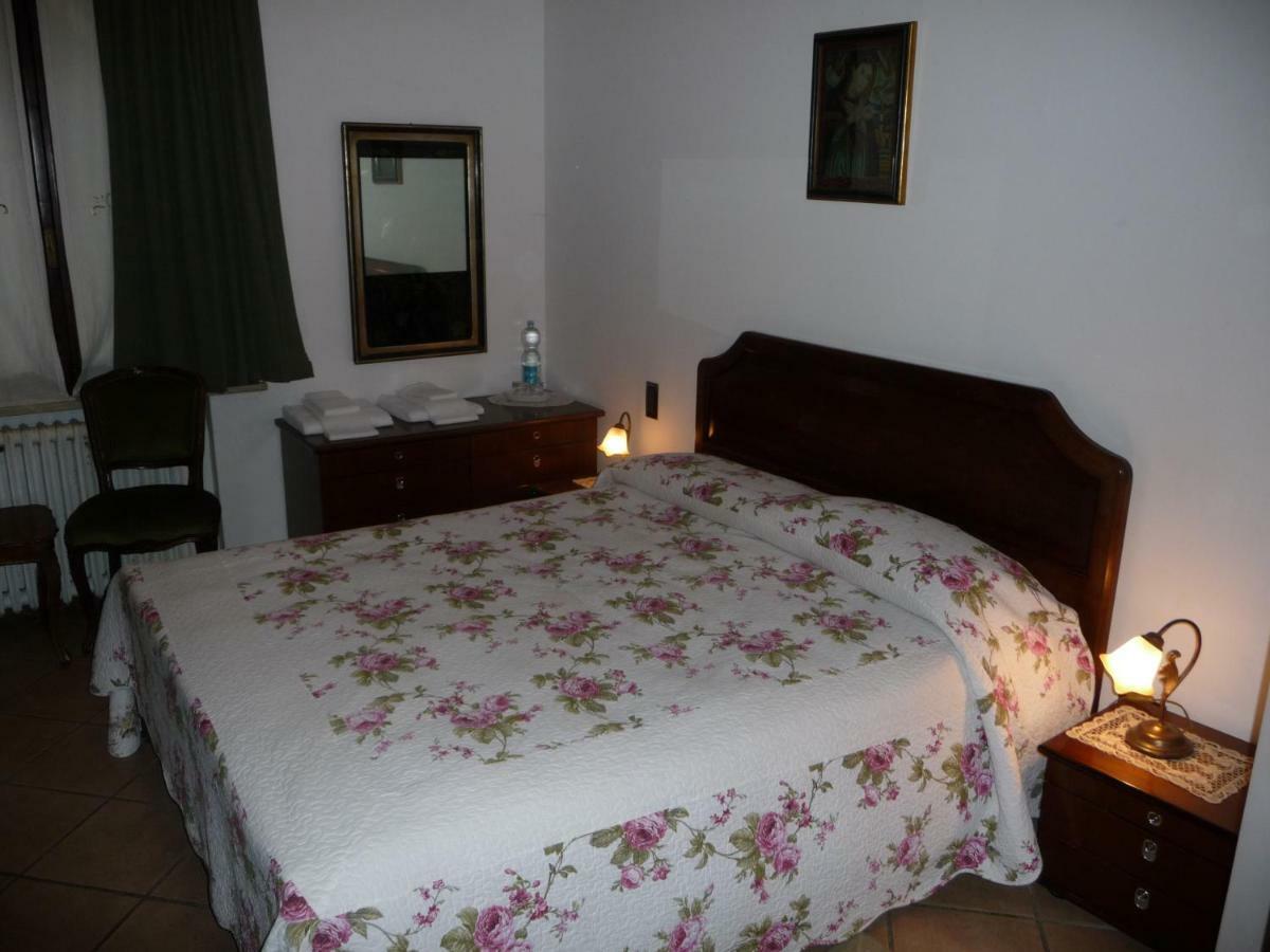Al Parco Bed & Breakfast Curtatone Bagian luar foto
